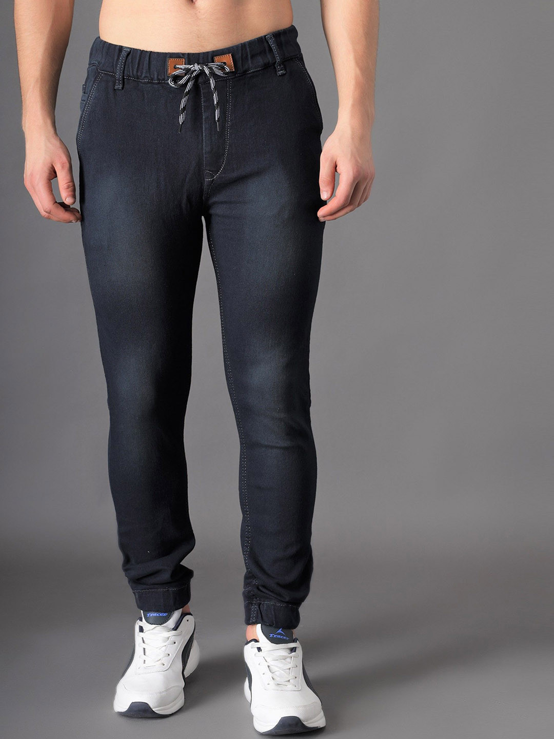 ZAYSH Men Mid-Rise Light Fade Cotton Jogger Jeans