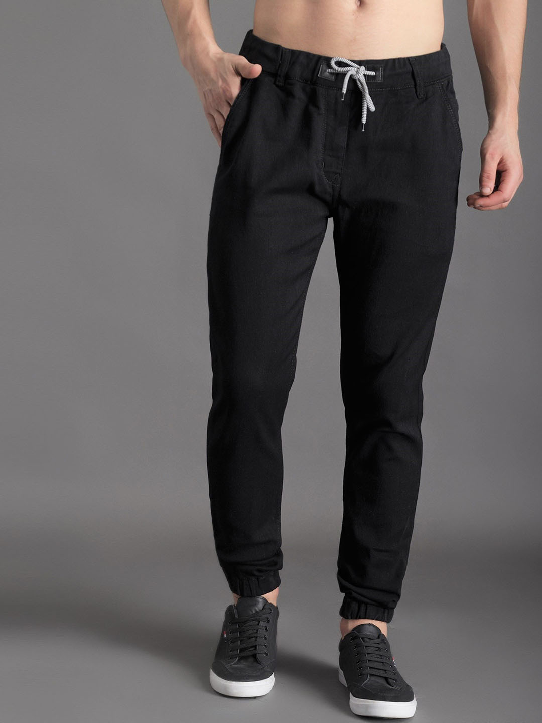 ZAYSH Men Jogger Mid-Rise Mildly Distressed Jeans