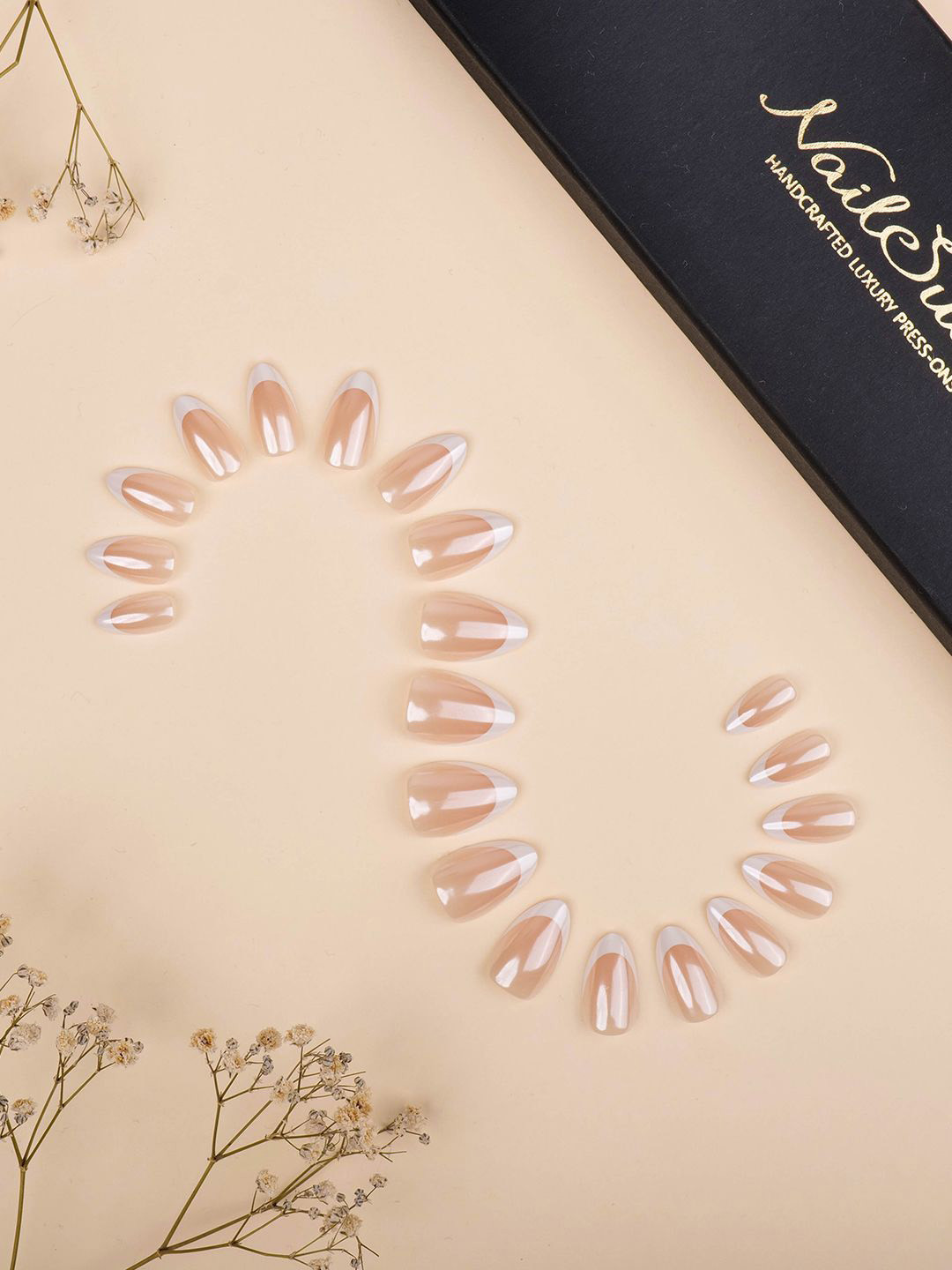 Nailsutra Set Of 30 Almond Shape Glaze French Tip Soft Gel Press On Nails - Regal