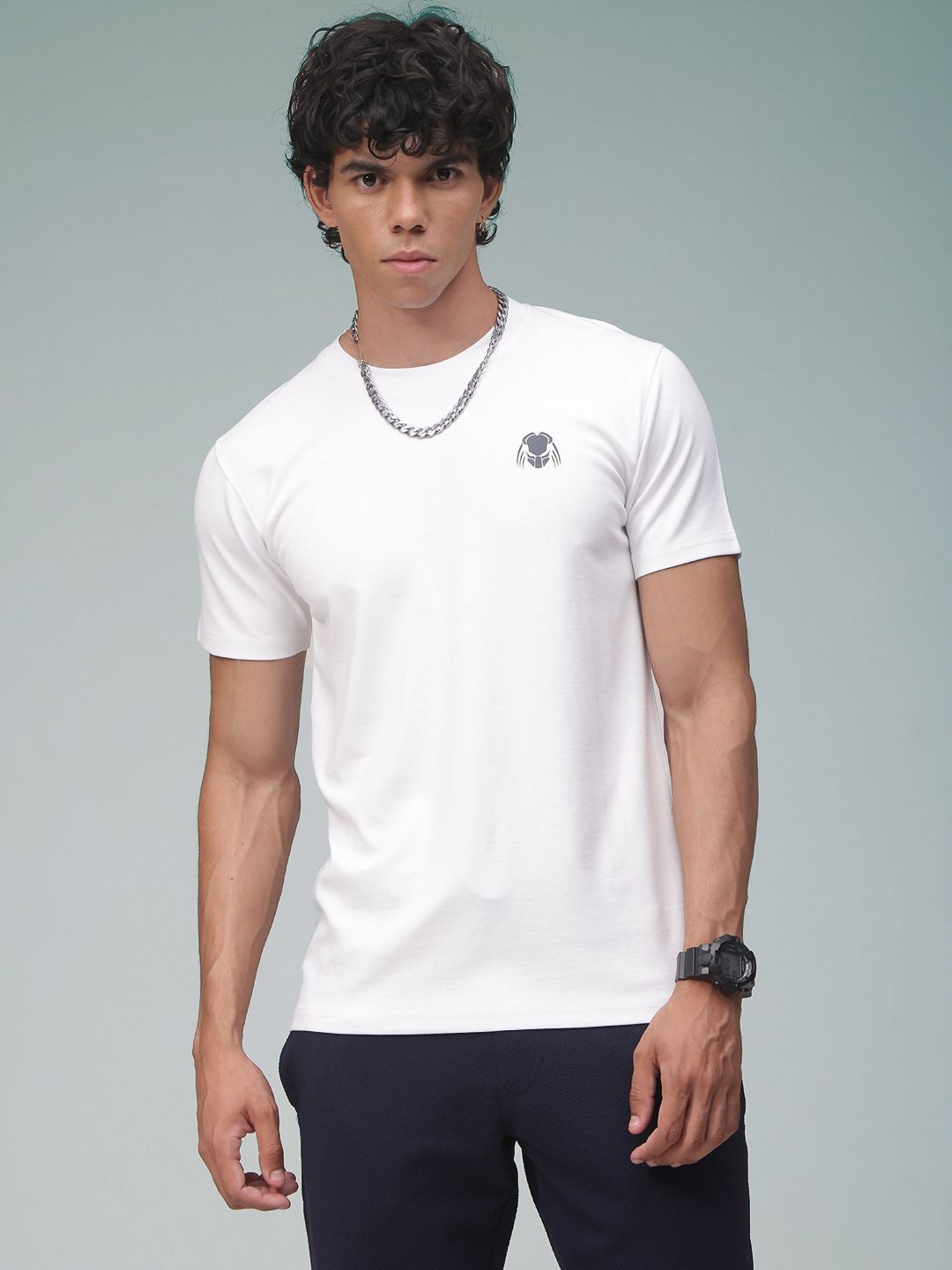 MADSTO Men Printed Applique T-shirt