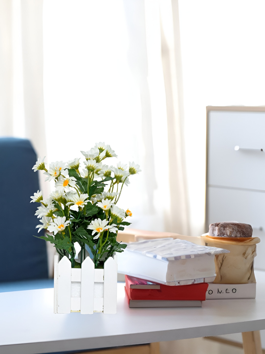 Cortina White 1 Pieces Daisy Artificial Flower With Pot