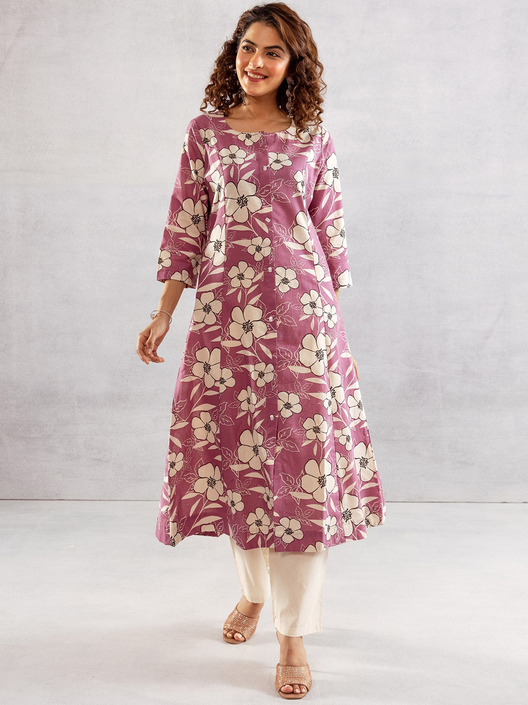 Nehamta Floral Printed Round Neck A-Line Kurta With Palazzos