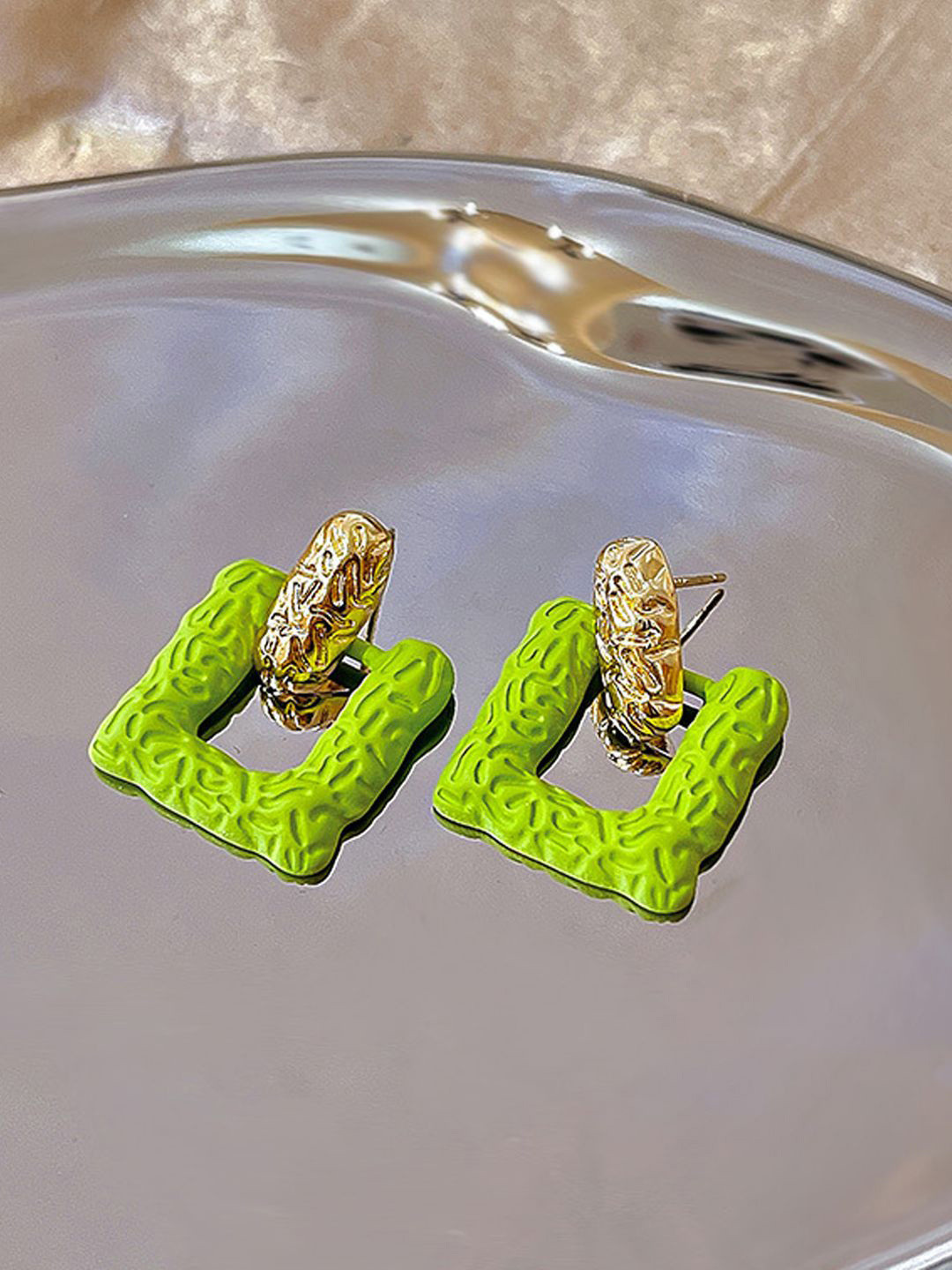 Krelin Gold-Plated Geometric Shaped Textured Drop Earrings