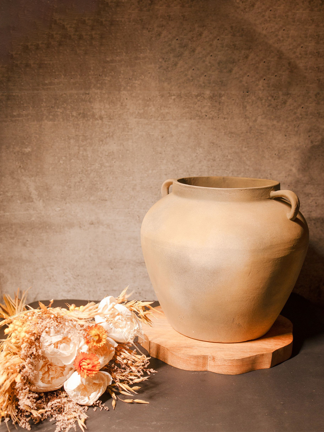 ArteCasa Timeless Grace Beige & Grey Ceramic Vase