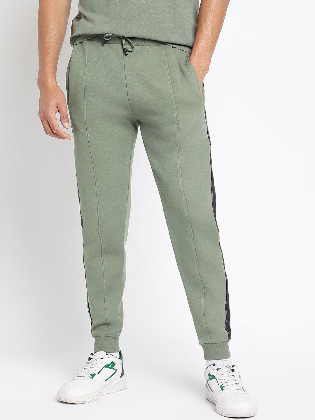 GUESS Mickey Men Mid-Rise Straight Fit Joggers