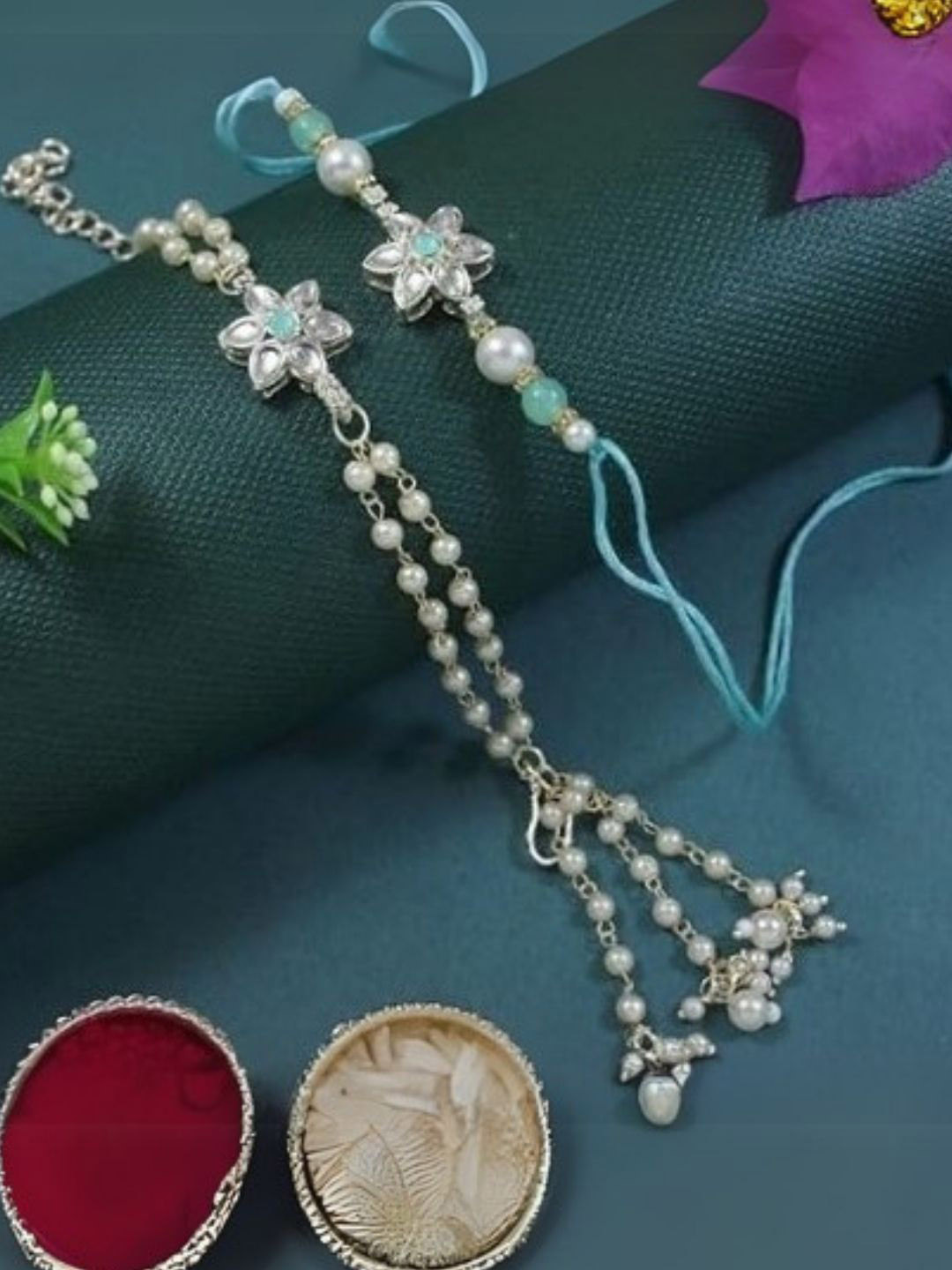 I Jewels Thread Rakhi