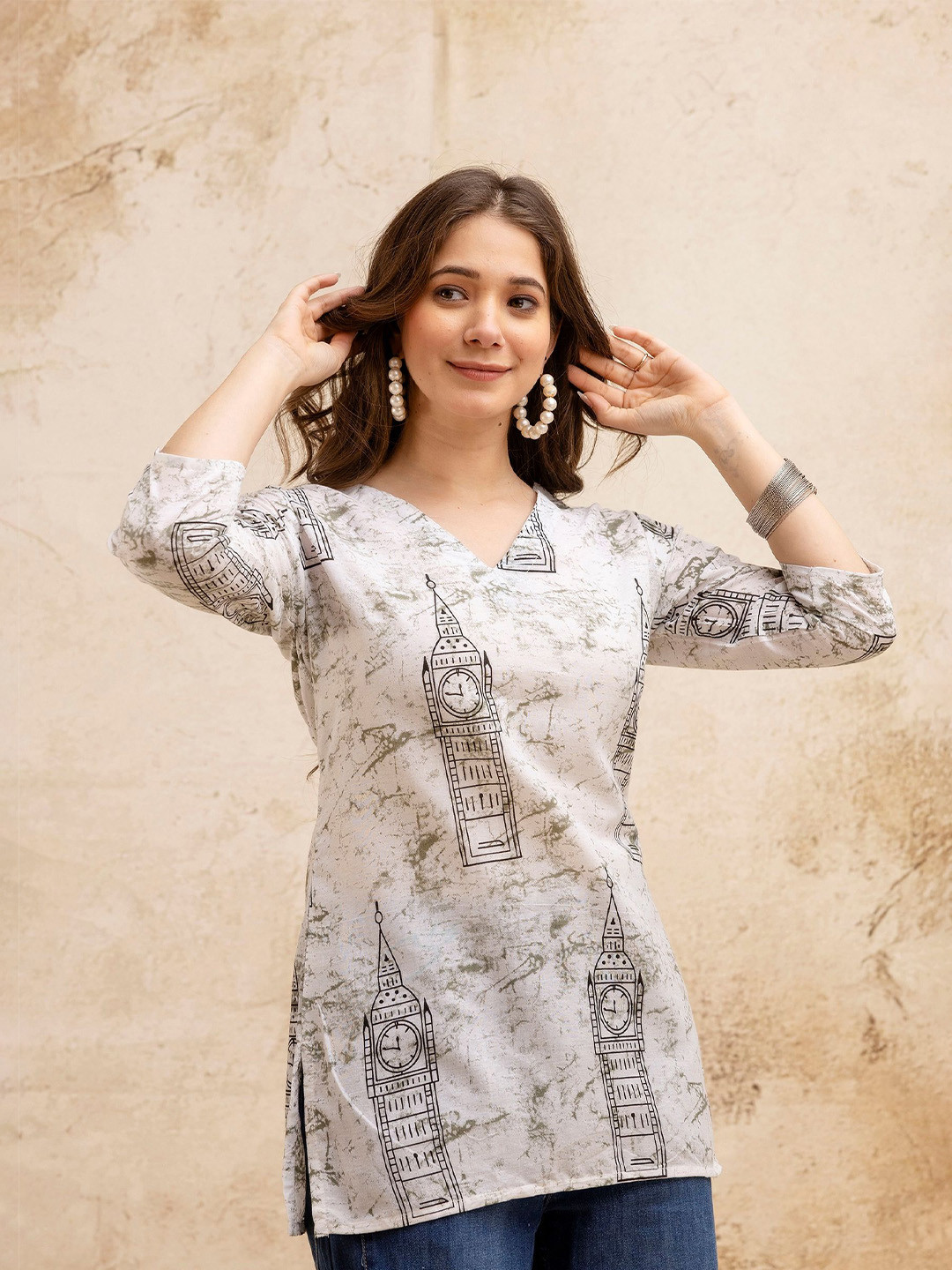 SURHI Ethnic Motifs Printed V-Neck Pure Cotton Kurti