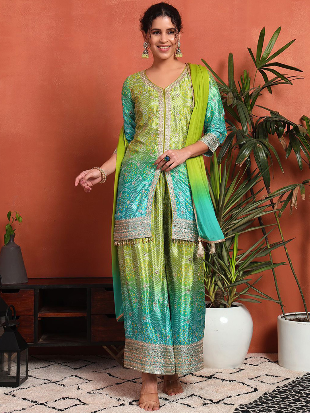 Shopping Queen Women Alina Cut Bandhani Printed Regular Sequinned Kurta with Palazzos & With Dupatta
