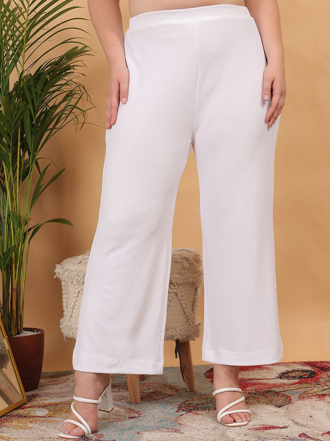 Qurvii+ Women Comfort Straight Fit High-Rise Trousers