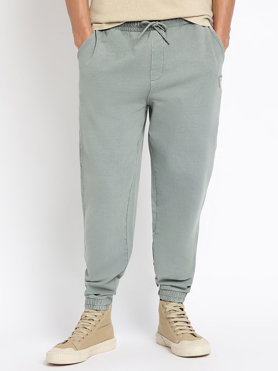 GUESS Syrma Men Tapered Fit Joggers Trousers