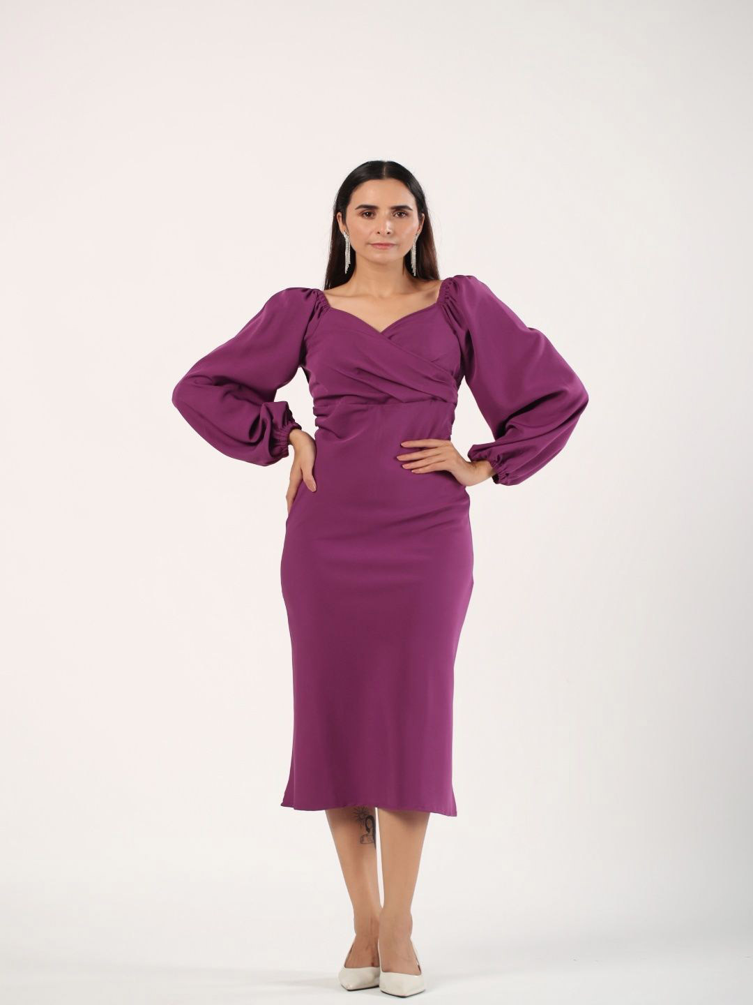 STYLESHIFT Women Puff Sleeve Midi Solid Dress