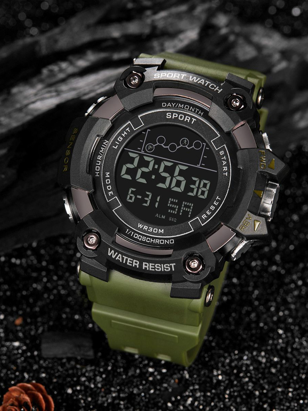 Poshi Men Waterproof Round Dial Digital Sports Watch