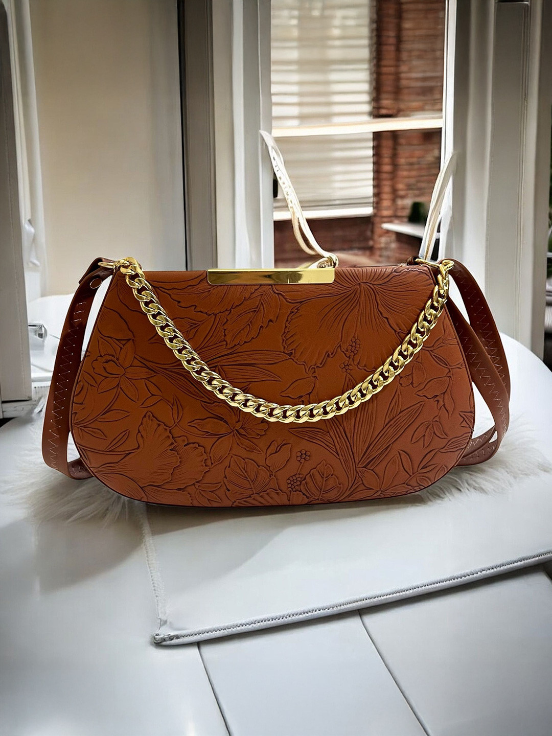 SKORPIO Women PU Structured Sling Bag