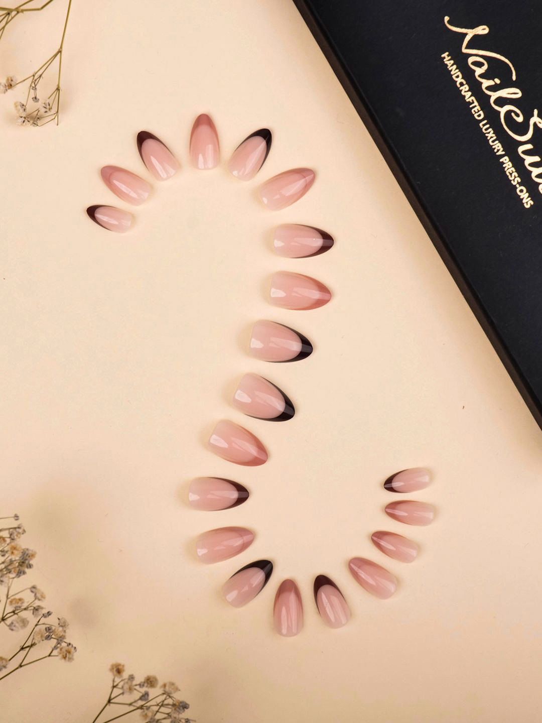 Nailsutra Set Of 30 Almond Shape Soft Gel Press On Nails - Toffee Tones