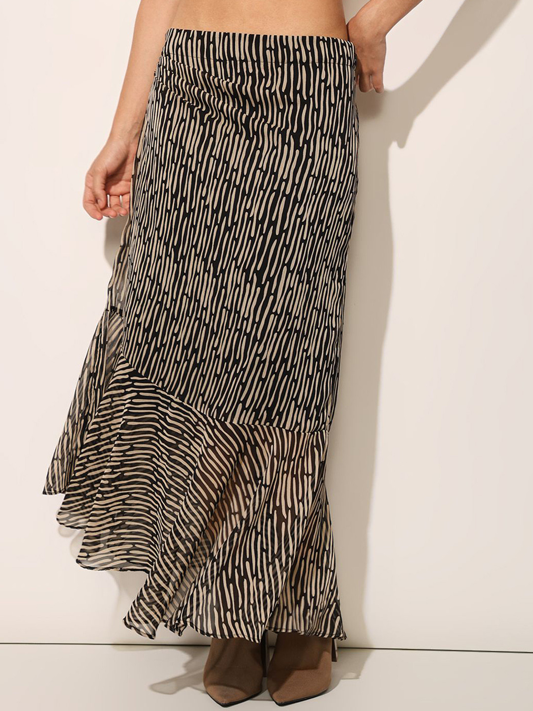 ONLY Abstract Printed Gathered or Pleated Pencil Maxi Skirt