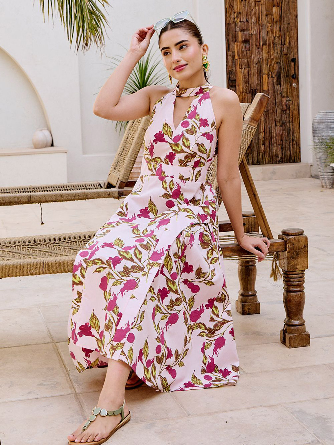 HOUSE OF FETT Women Floral Printed Halter Neck Tulum Bloom Fit & Flare Midi Dress