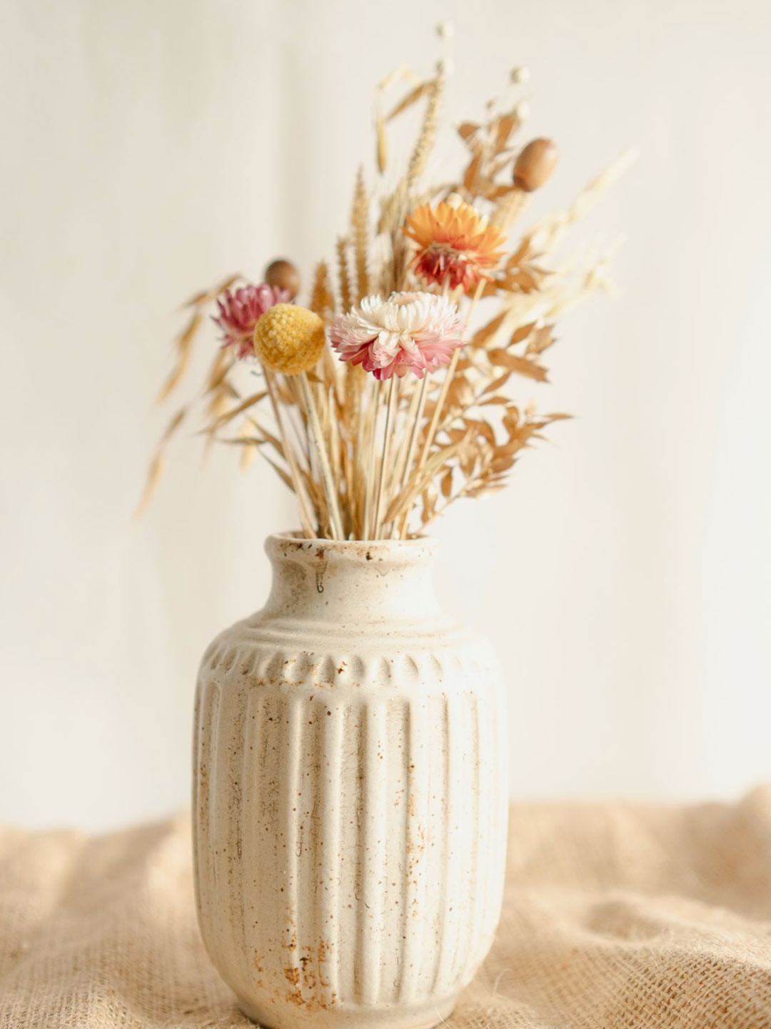 ArteCasa Classic Bloom Beige & Brown Printed Big Vase With Bunch