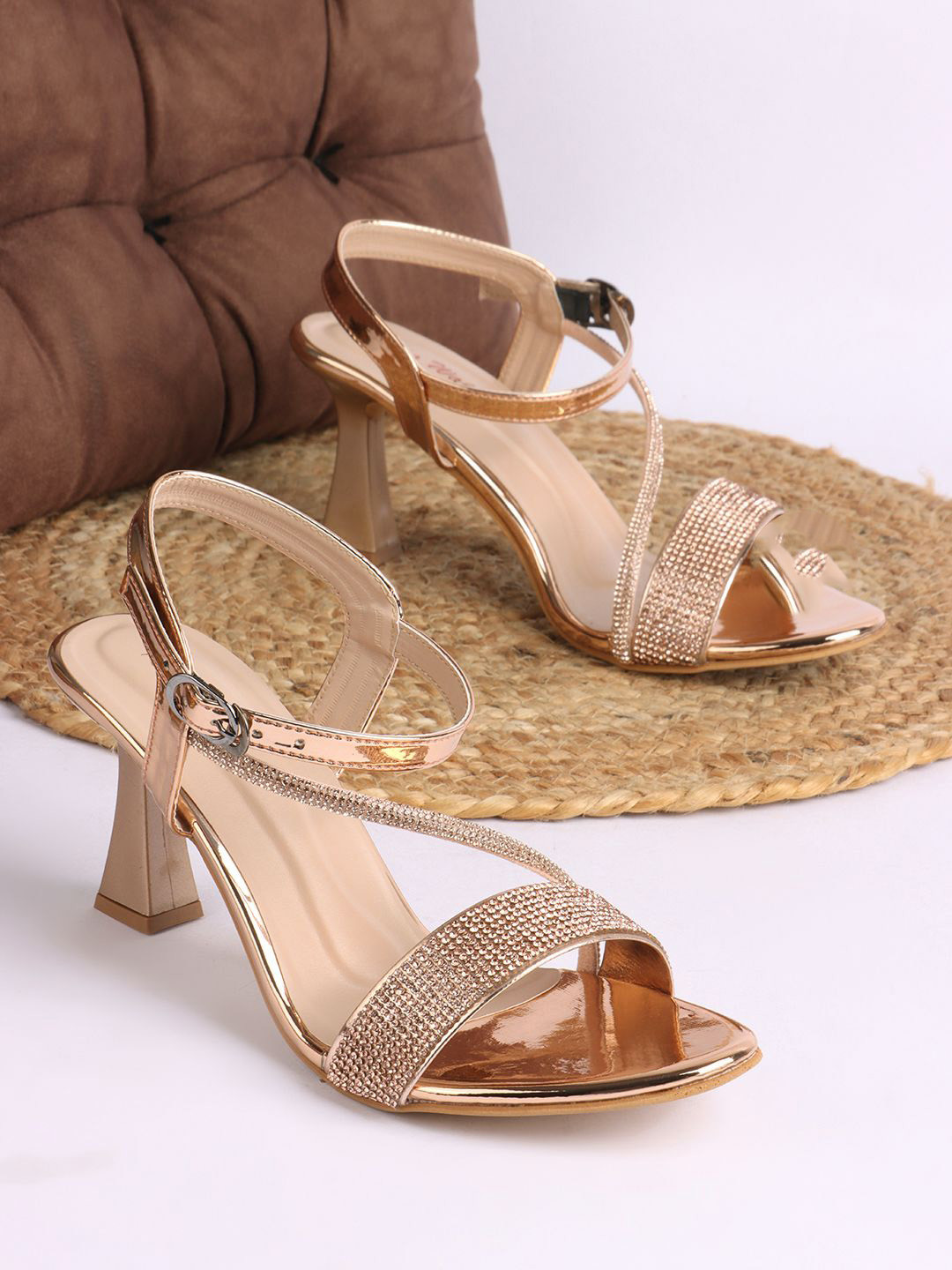 Retro Walk Embellished Party Block Sandals