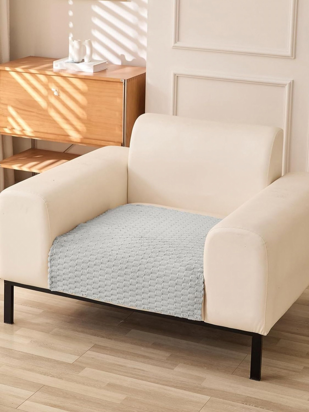 HOUSE OF QUIRK 1-Seater Honeycomb Velvet Anti-Slip Stretch Sofa Mat