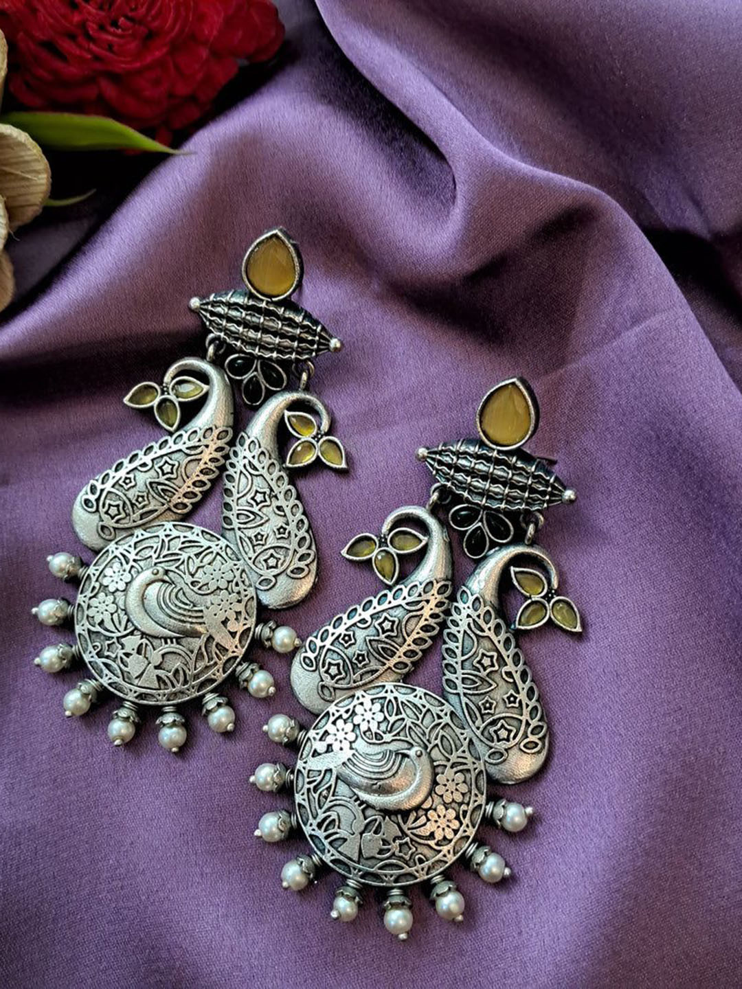 Ekanibymonashstudio Ekani Sapna Women Brass Alloy Silver Pearl Monalisa Stone Earrings