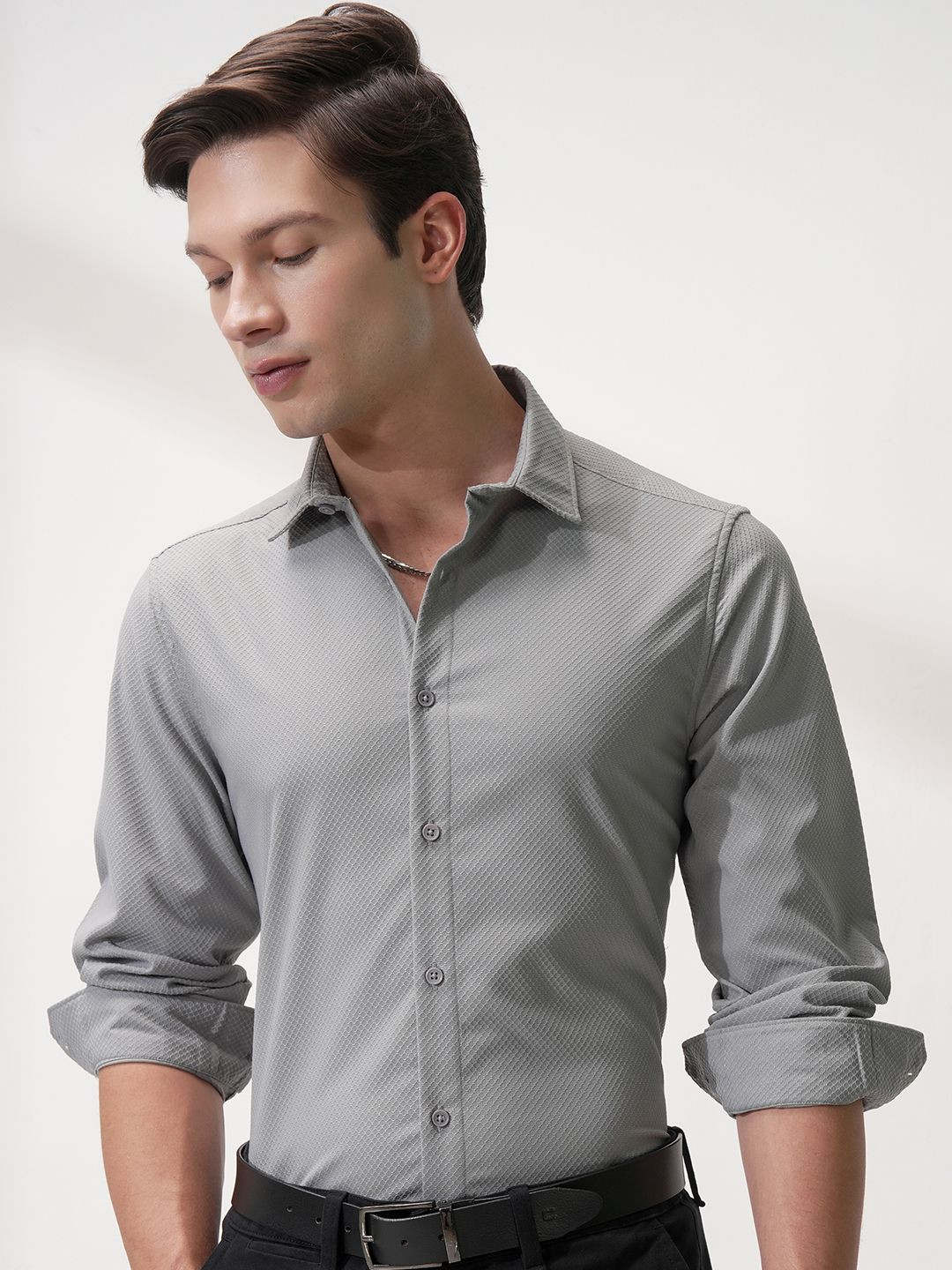 HIGHLANDER Men Textured Comfort Slim Fit Opaque Casual Shirt