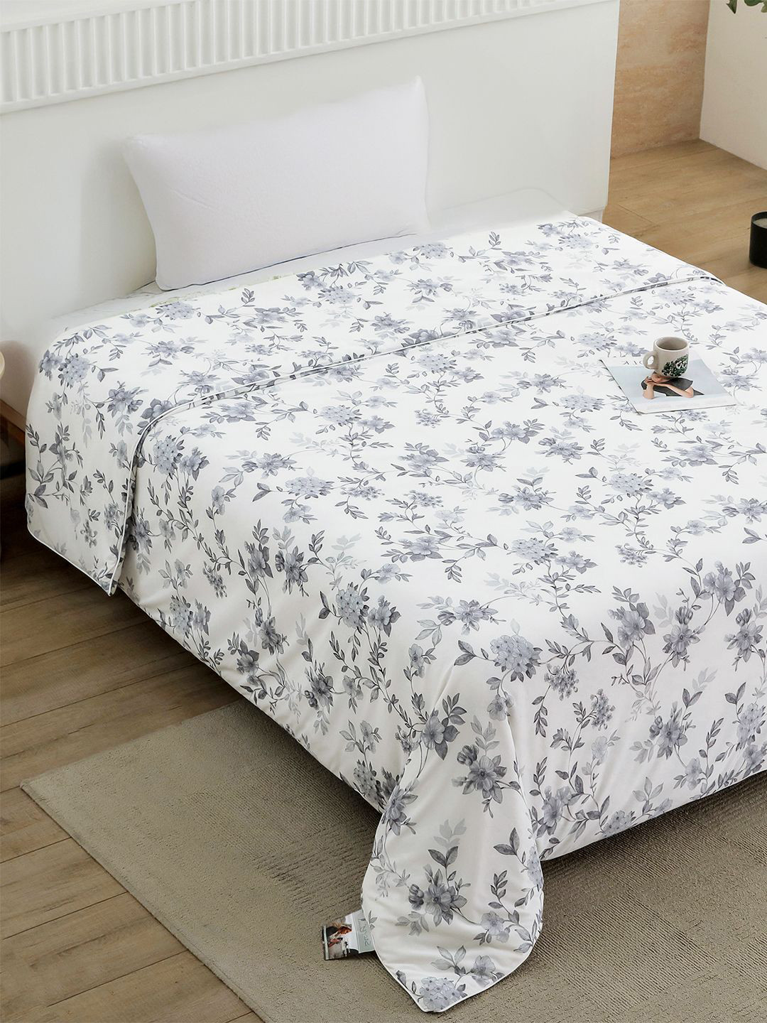 Story@home Artic-Cool White & Grey Floral AC Room 600 GSM Single Bed Cooling Blanket