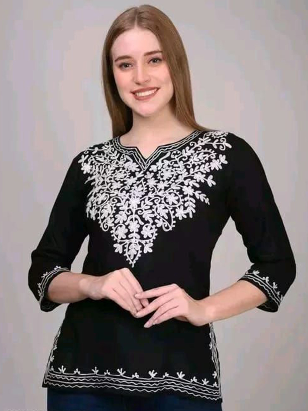 Koteshwar Women Ethnic Motif Embroidered Chikankari Kurti