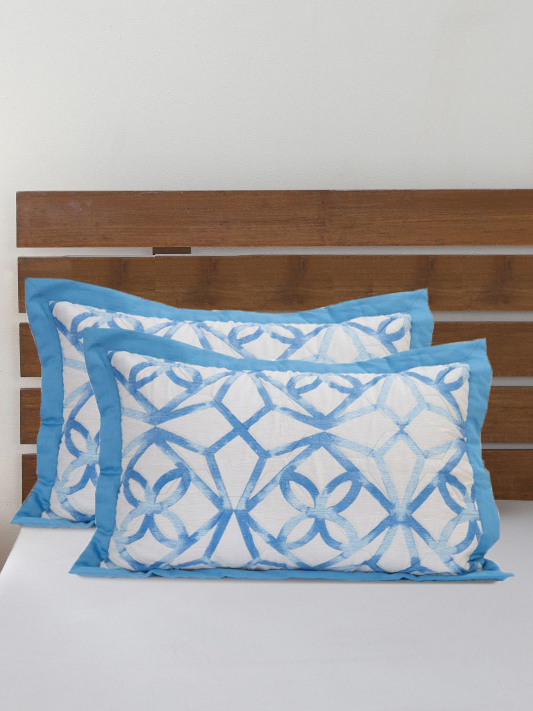MASPAR White & Blue 2 Pieces Printed Cotton Rectangle Pillow Sham Set