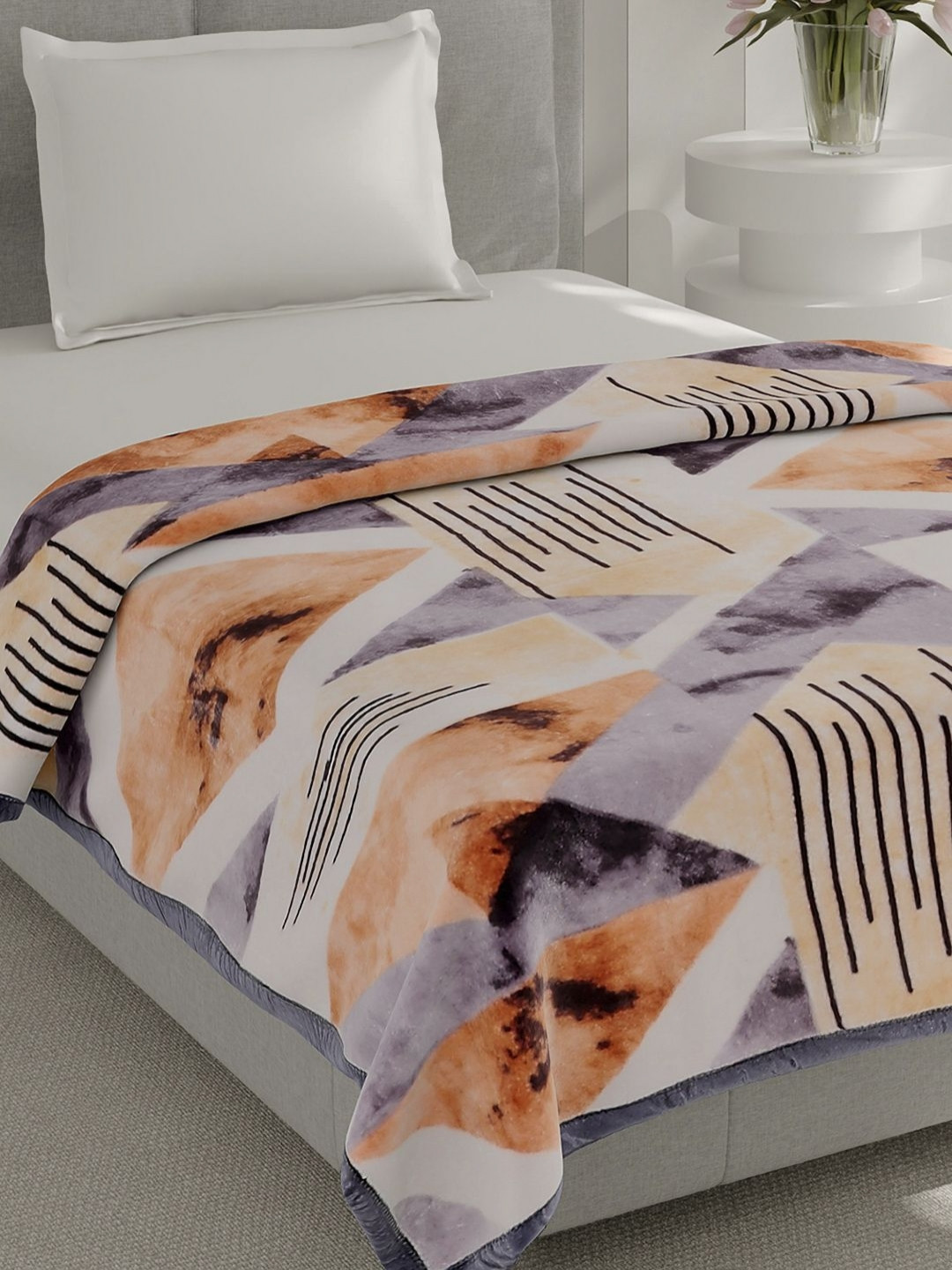Monte Carlo Brown & white Floral Heavy Winter Single Bed Blanket 625 GSM
