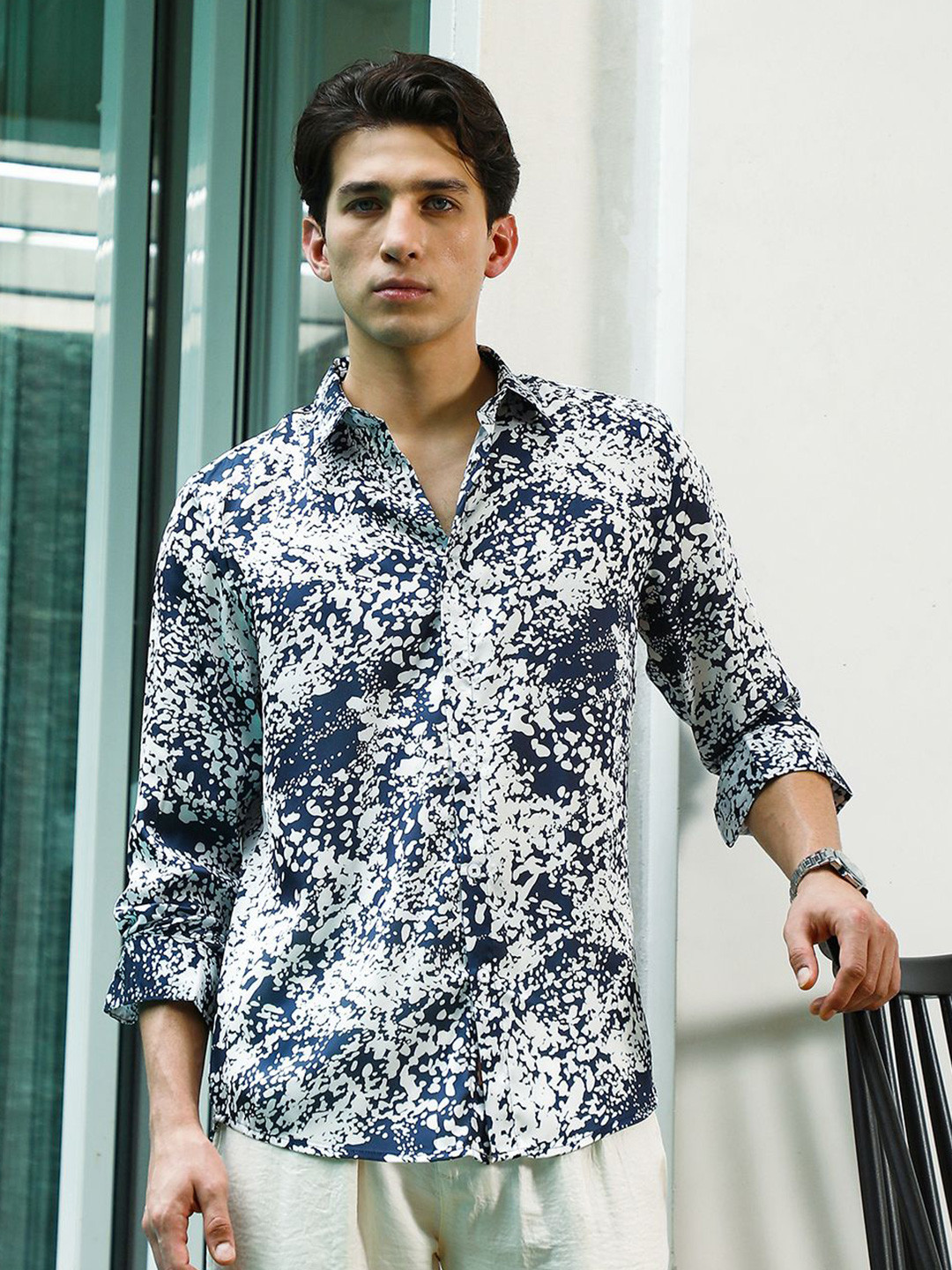 CAHOOT Men Comfort Fit Abstract Printed Spread Collar Casual Shirt