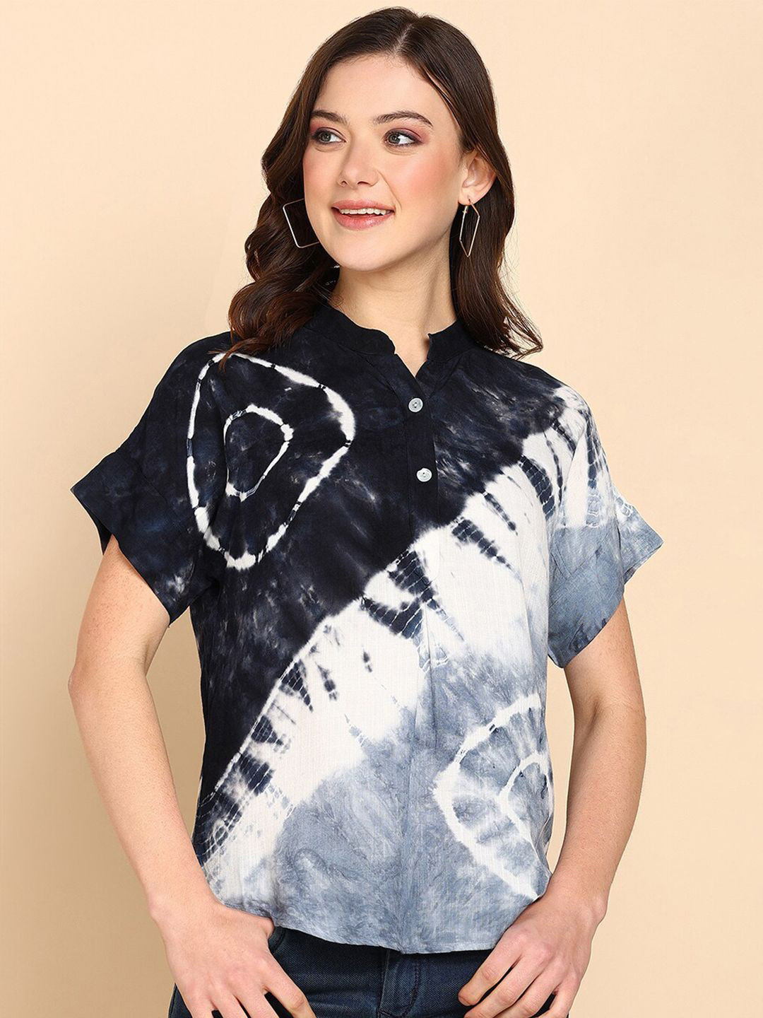 PinkTribe Women Tie and Dye Mandarin Collar Raglan Sleeves Top
