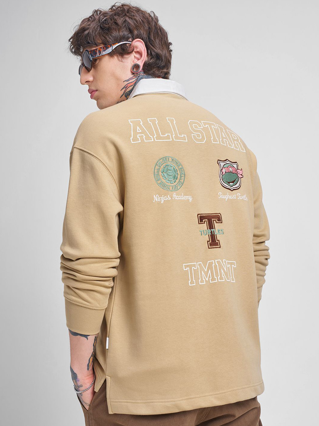 HIGHLANDER Men Viacom Ninja Turtles Embroidered Oversized Pullover Sweatshirt