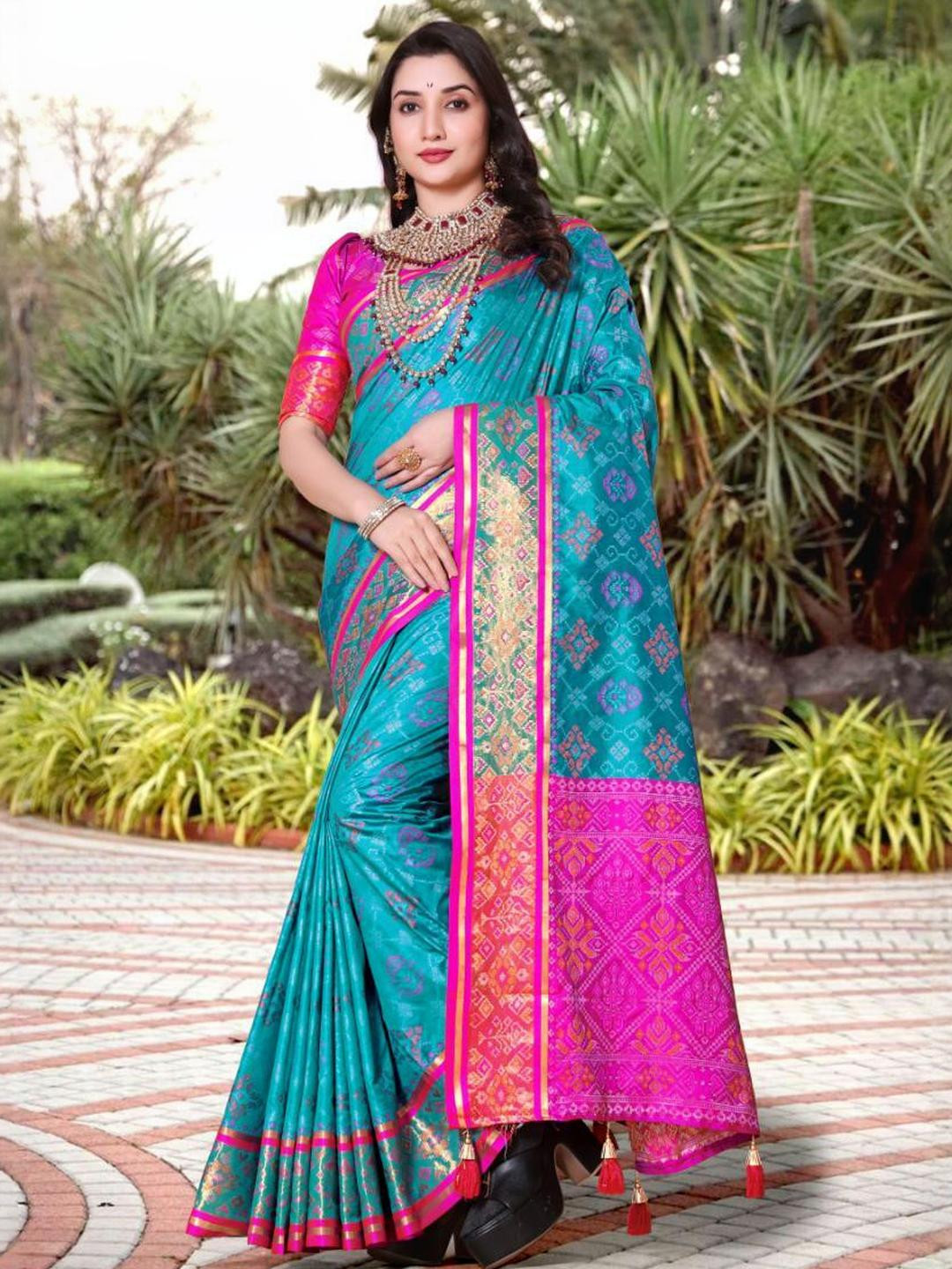 jayant creation Blue Silk Blend Patola Sarees