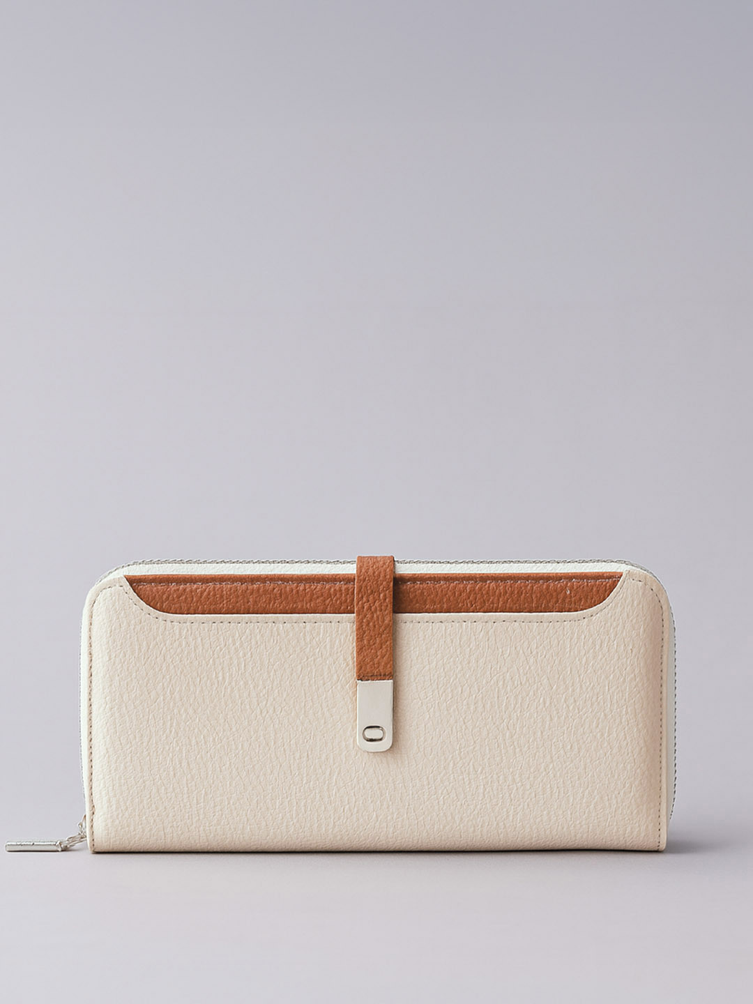 Lino Perros Women Colourblocked Card Holder