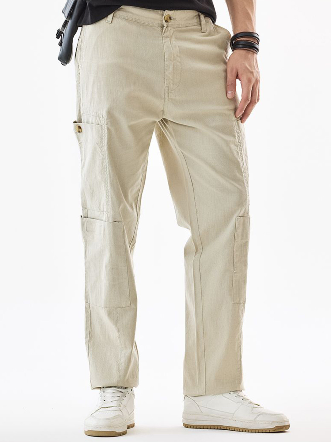 Snitch Men Beige Mid-Rise Baggy Cargo Pants