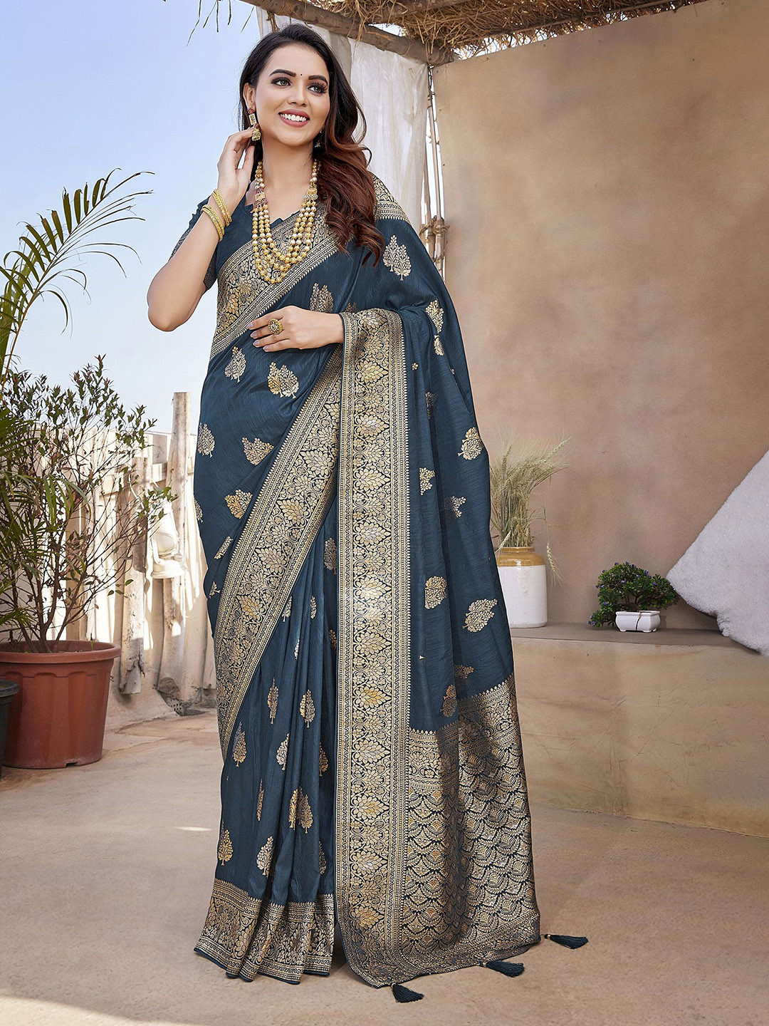 elora Women Butta Zari Jacquard Paithani Saree For Festive and Wedding Wear