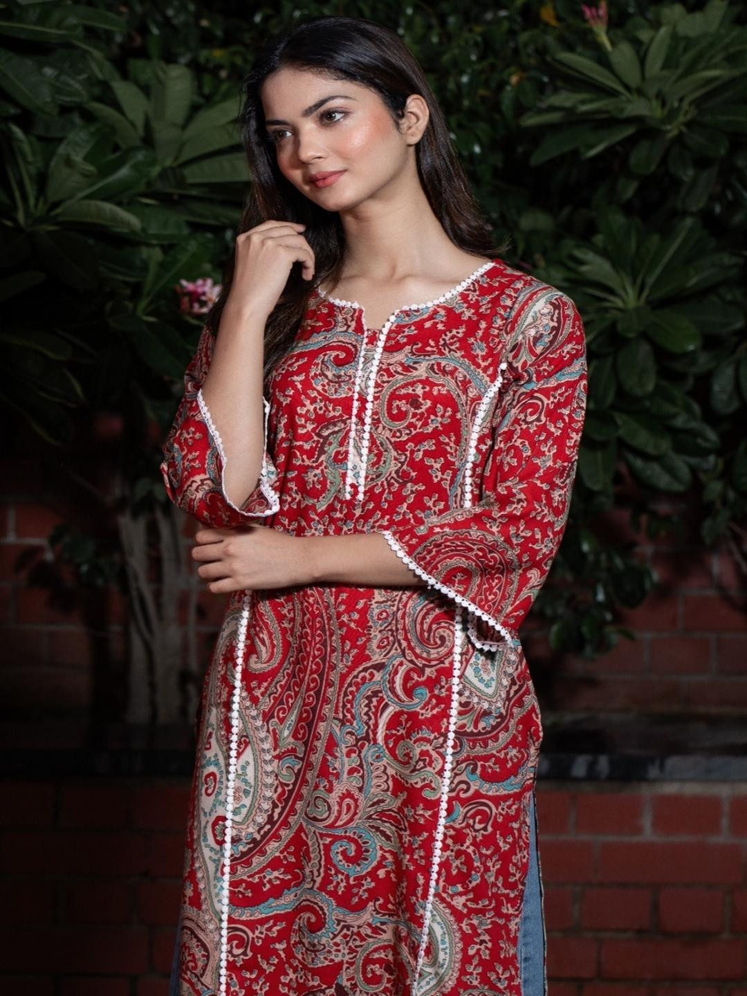 Tabeedah Women Red Viscose Rayon Kurtas