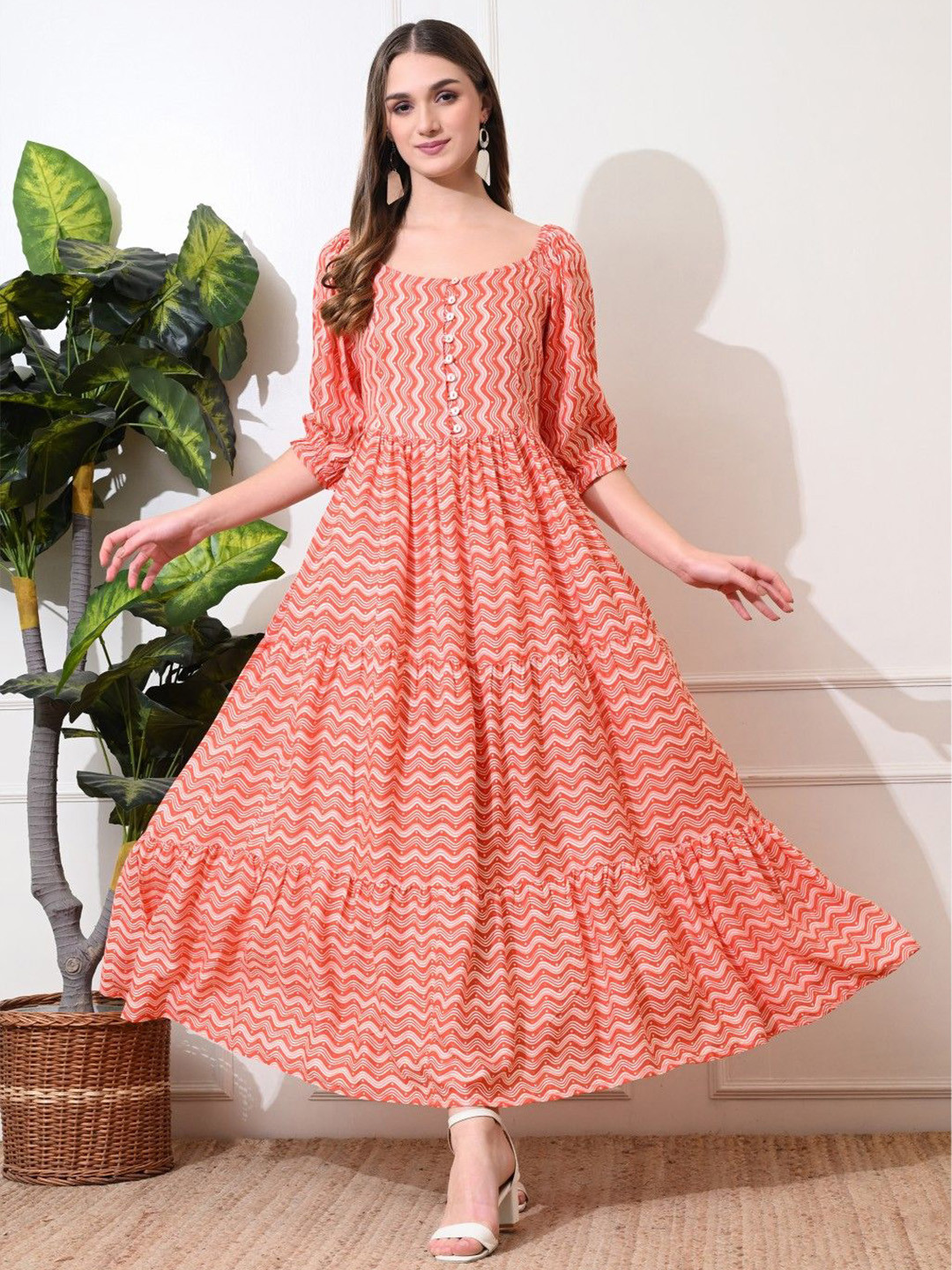 Sangria Cheveron Printed Scoop Neck Fit & Flare Maxi Dress