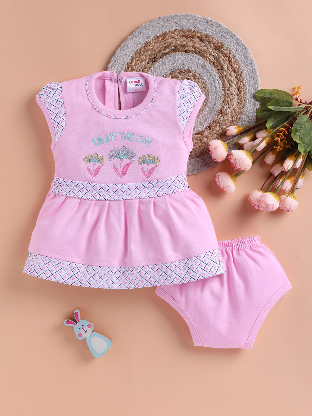 LACKii DOLL Girls Embroidered Pure Cotton Fit and Flare Dress With Panty