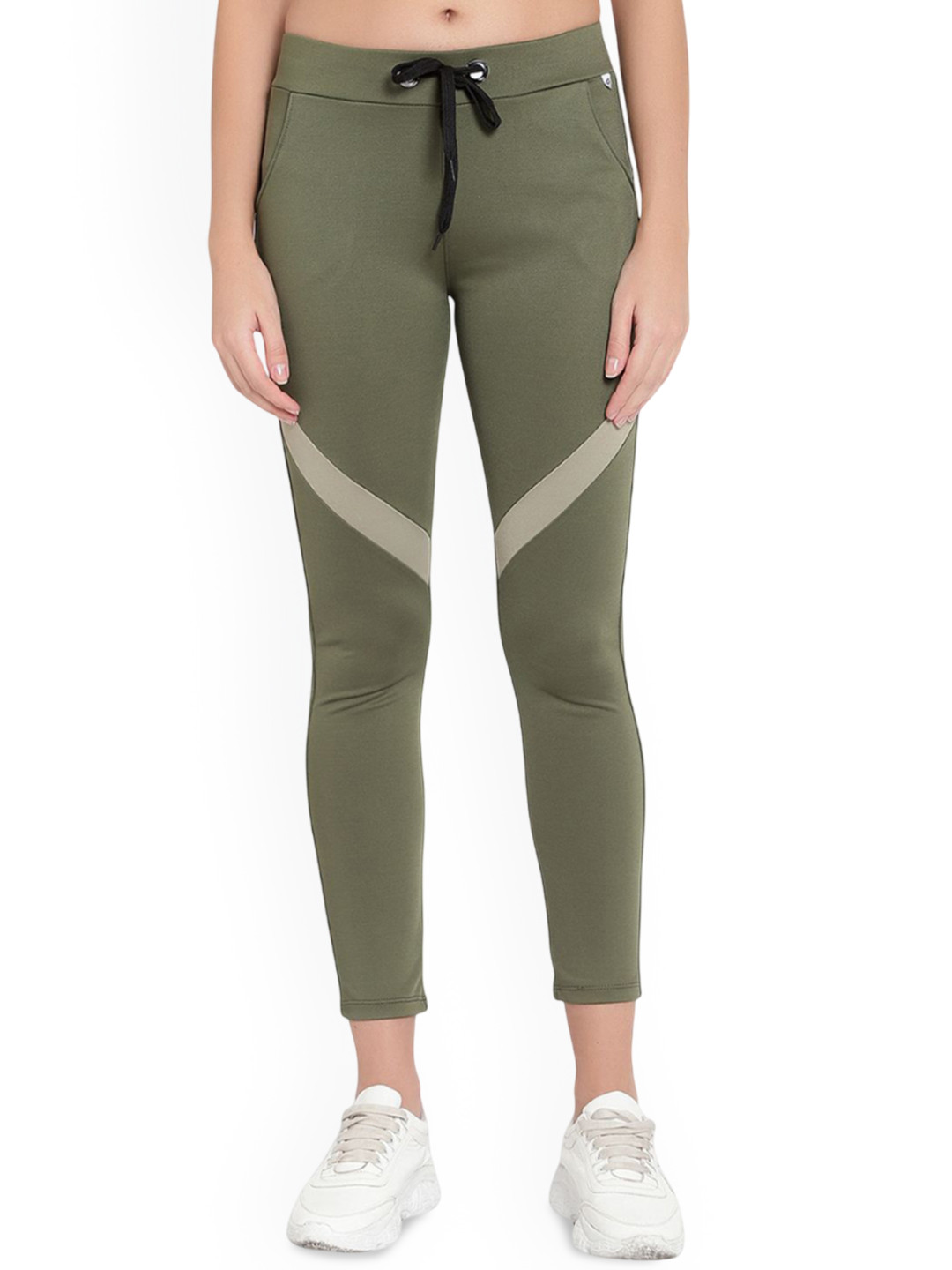 God's Club Women Slip-On Skinny Fit Mid Rise Jeggings