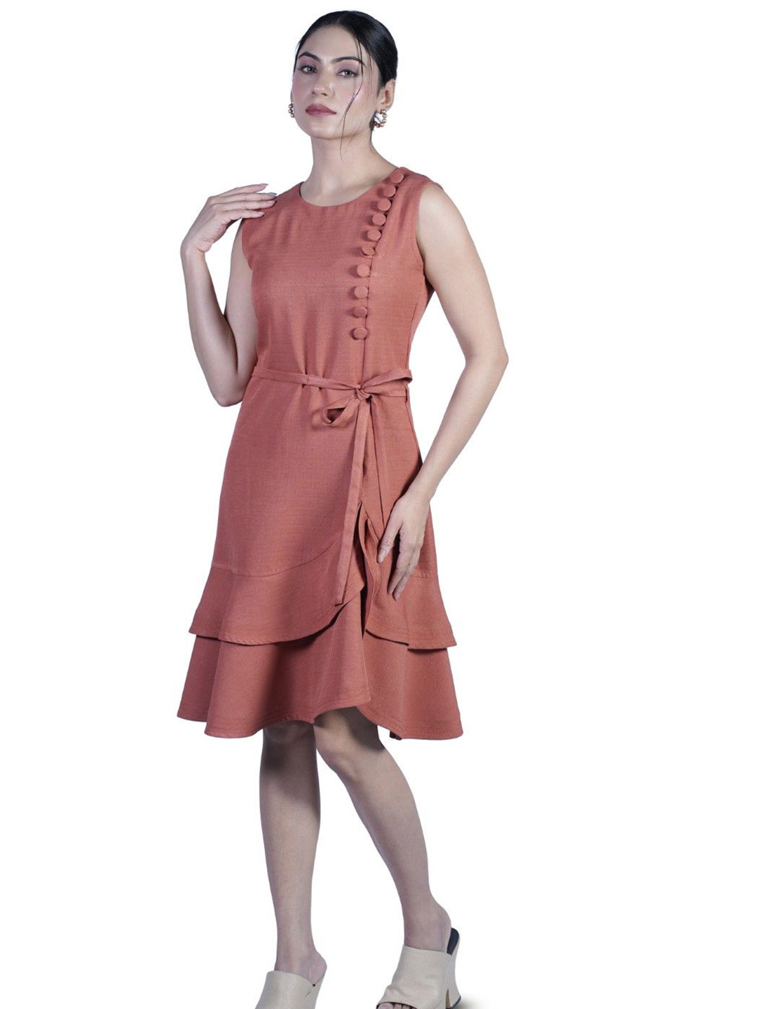 BELLO DONA CLOTHING Women Round Neck Belted Detail Fit and Flare Dress