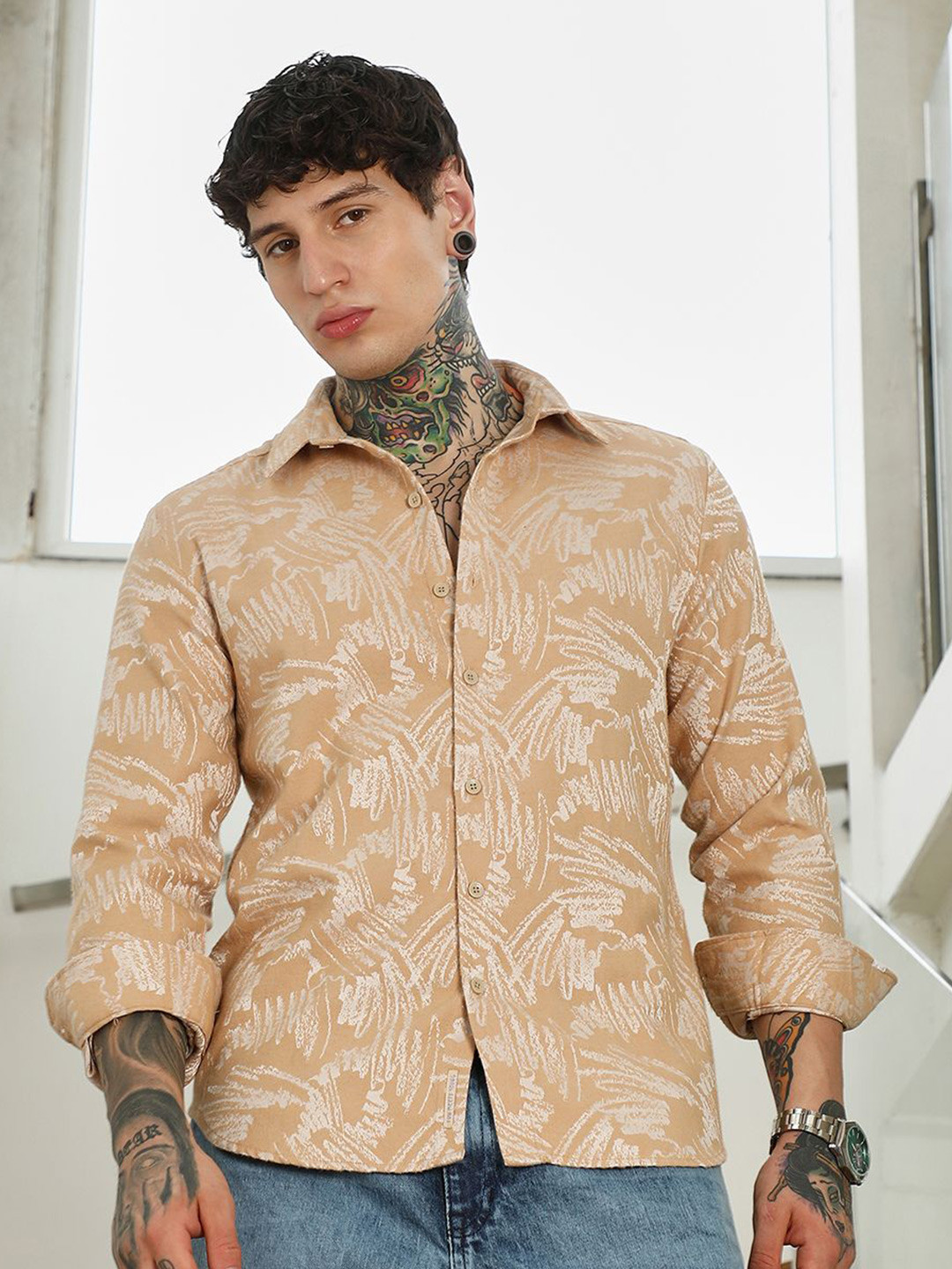 CAHOOT Men Comfort Fit Abstract Printed Spread Collar Cotton Casual Shirt