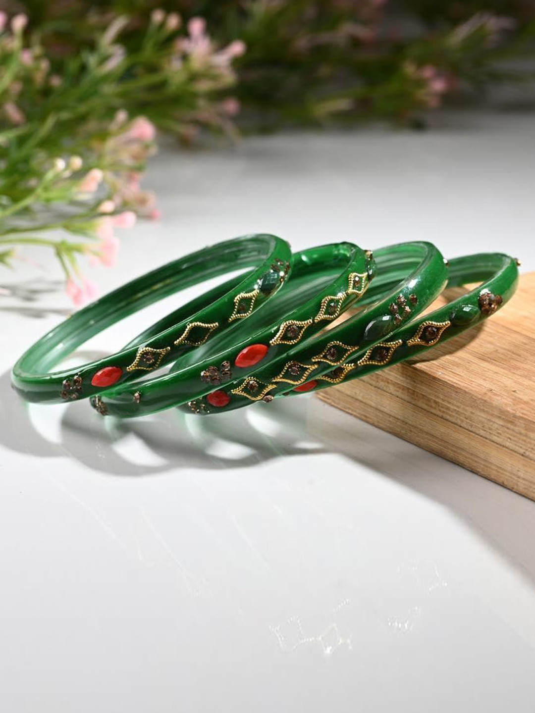 SOMIL Combo of 2 Green & Multi Colored Glass Ethnic Handcrafted Traditional Bangles