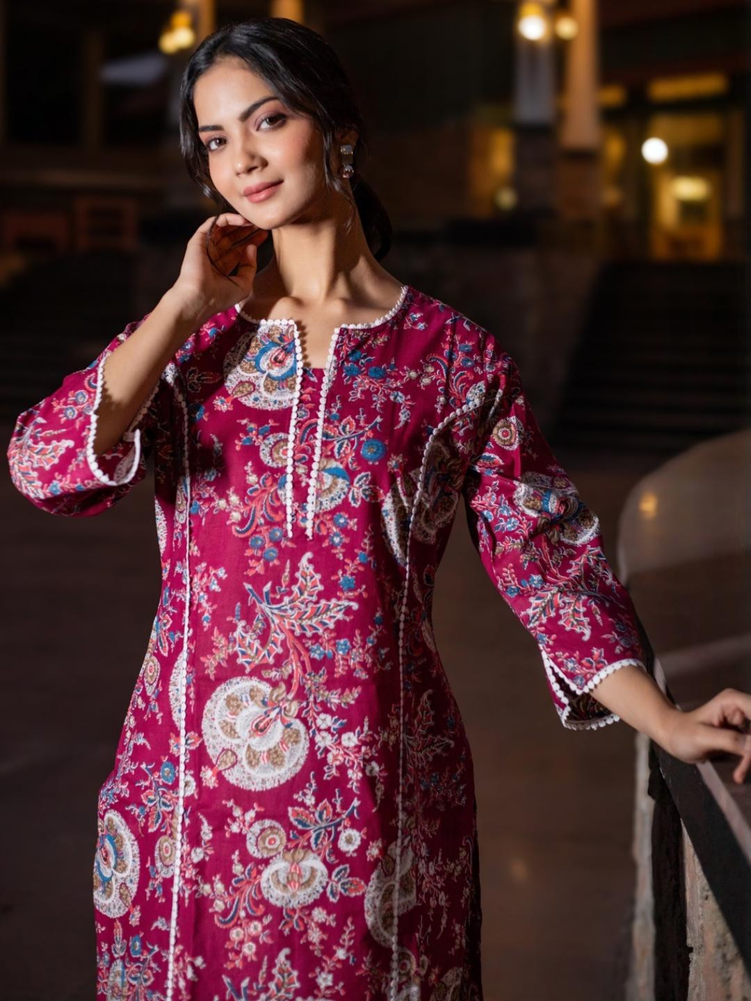 Tabeedah Women Violet Viscose Rayon Kurtas