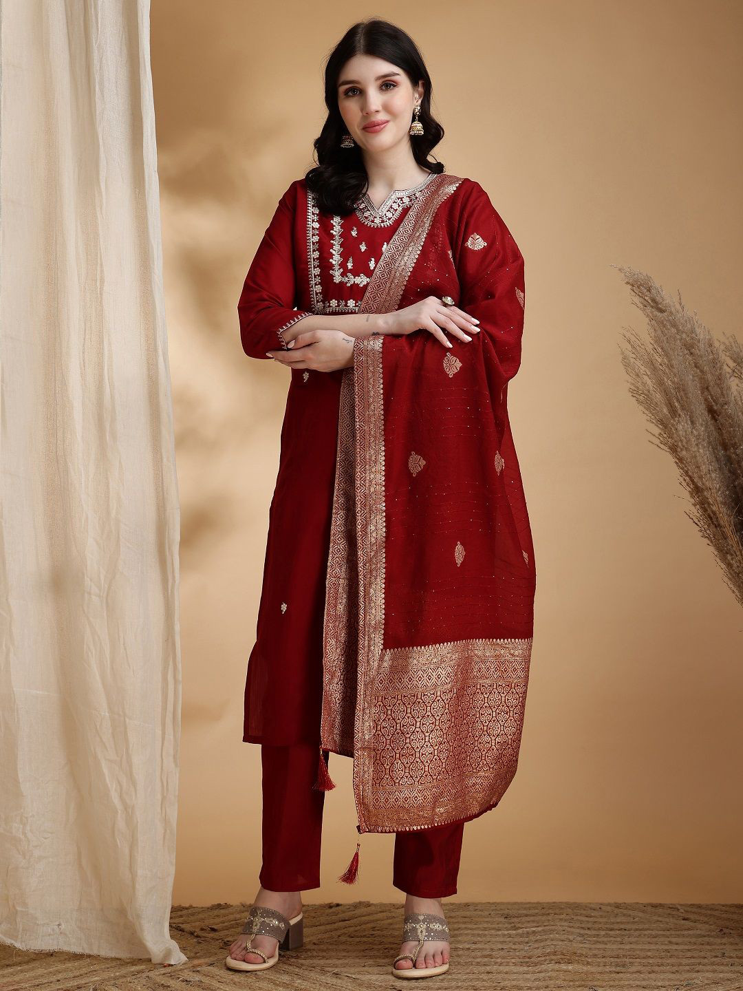 Omicron Fab Women Ethnic Motifs Embroidered Sequinned Kurta & Trouser with Dupatta