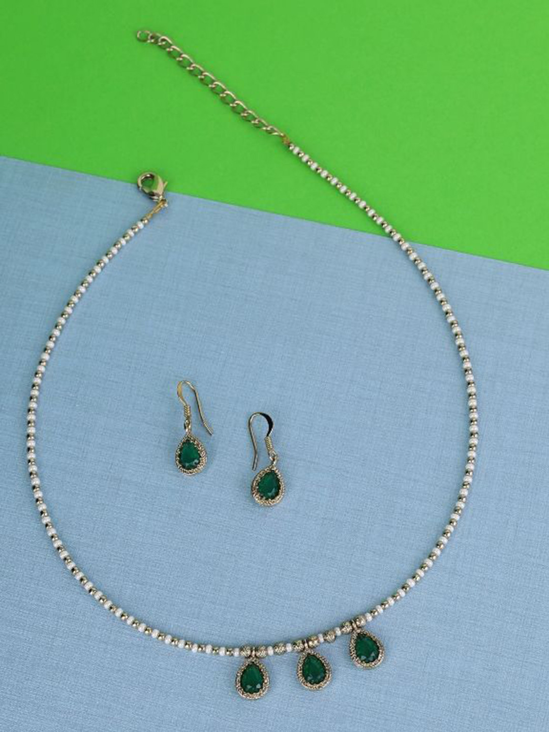 SALONI FASHION JEWELLERY Women Charming Oval shape Green Crystal Gold Plated Jewellery Set