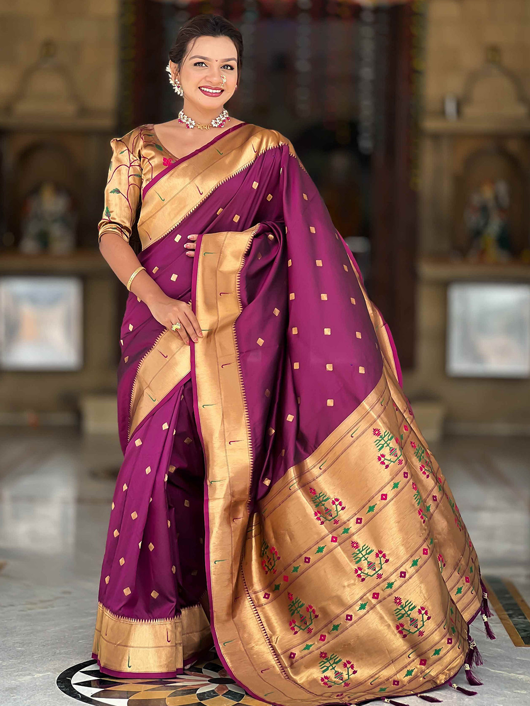 VARNI FABRICS Geometric Woven Design Zari Paithani Saree