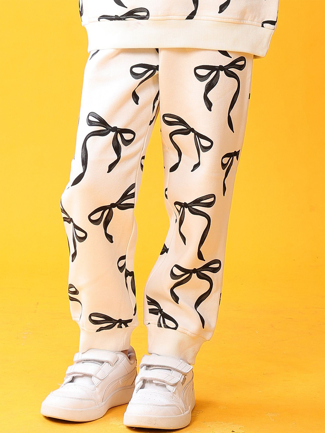 Anthrilo Girls Black Bow Fleece Jogger