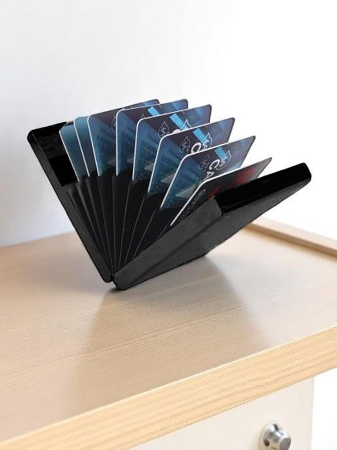 The Roadster Lifestyle Co. Men Multi-Function Card Holder Wallet