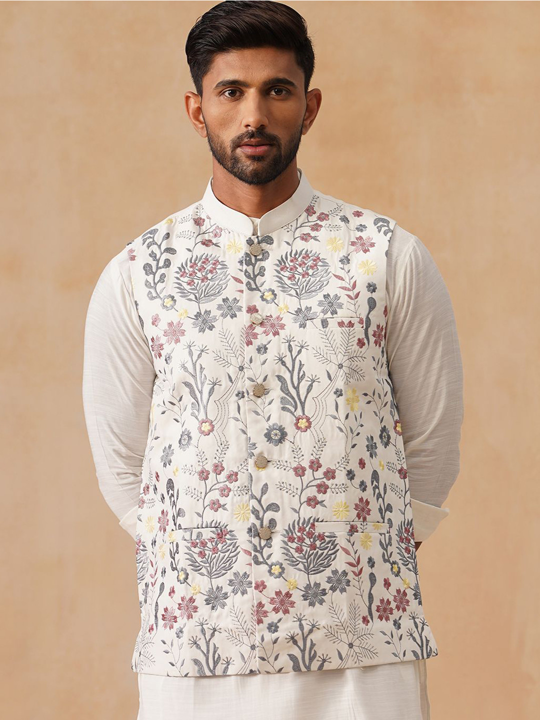 Jompers Men Embroidered Sleeveless Nehru Jacket